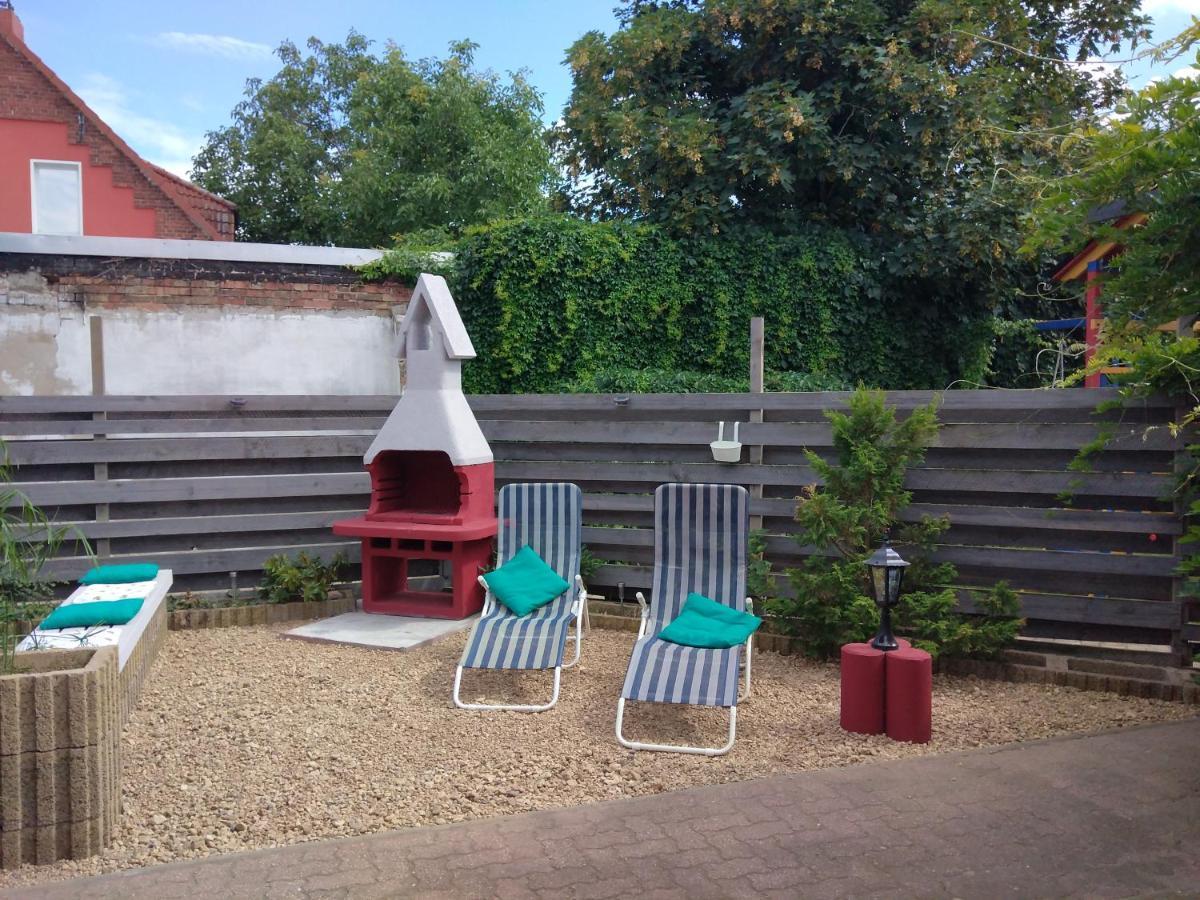 Ferienhaus Badetz エクステリア 写真